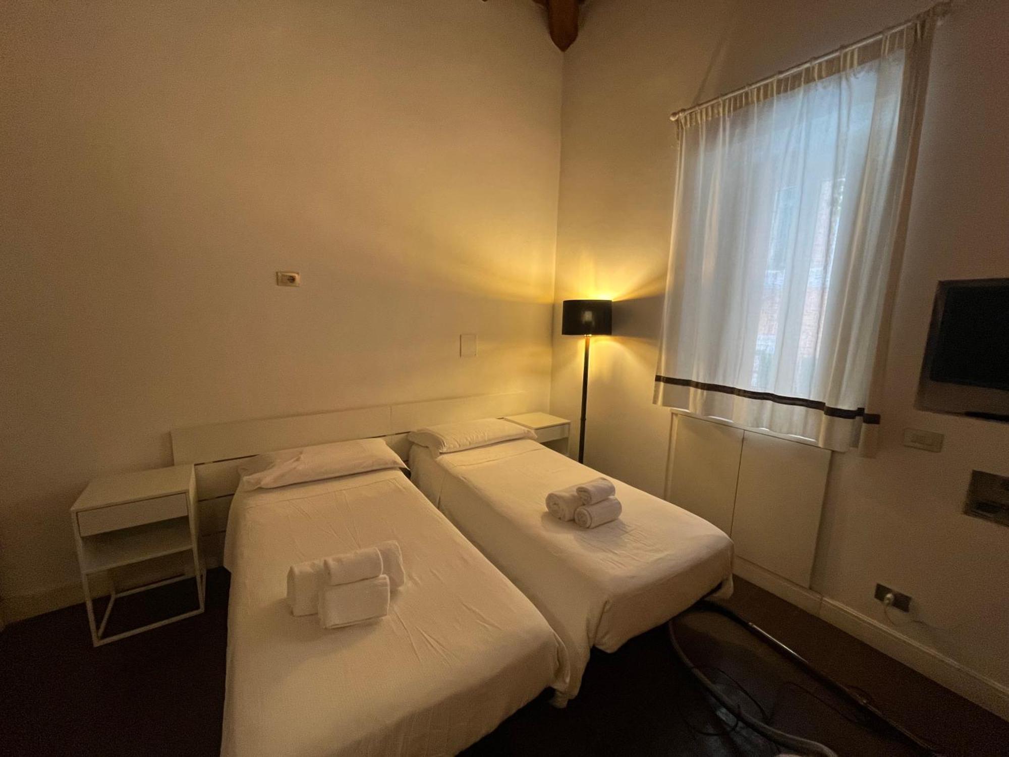 La Gensola In Trastevere Rome Exterior photo